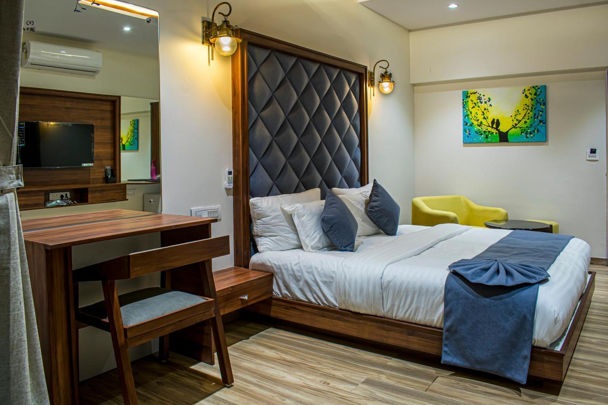 Krishna Riverside Resort Vasad Esterno foto
